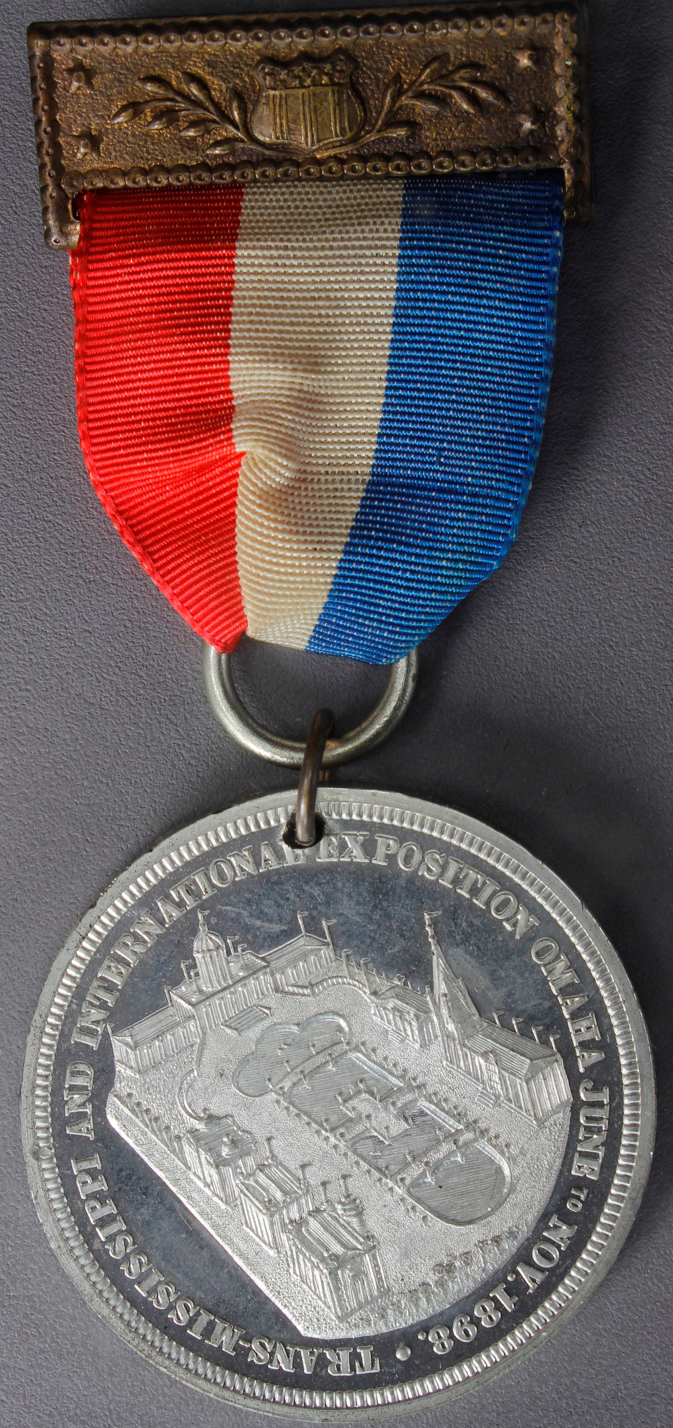 HK-284A 1898 Trans-Mississippi Female Holding Wreaths SCD