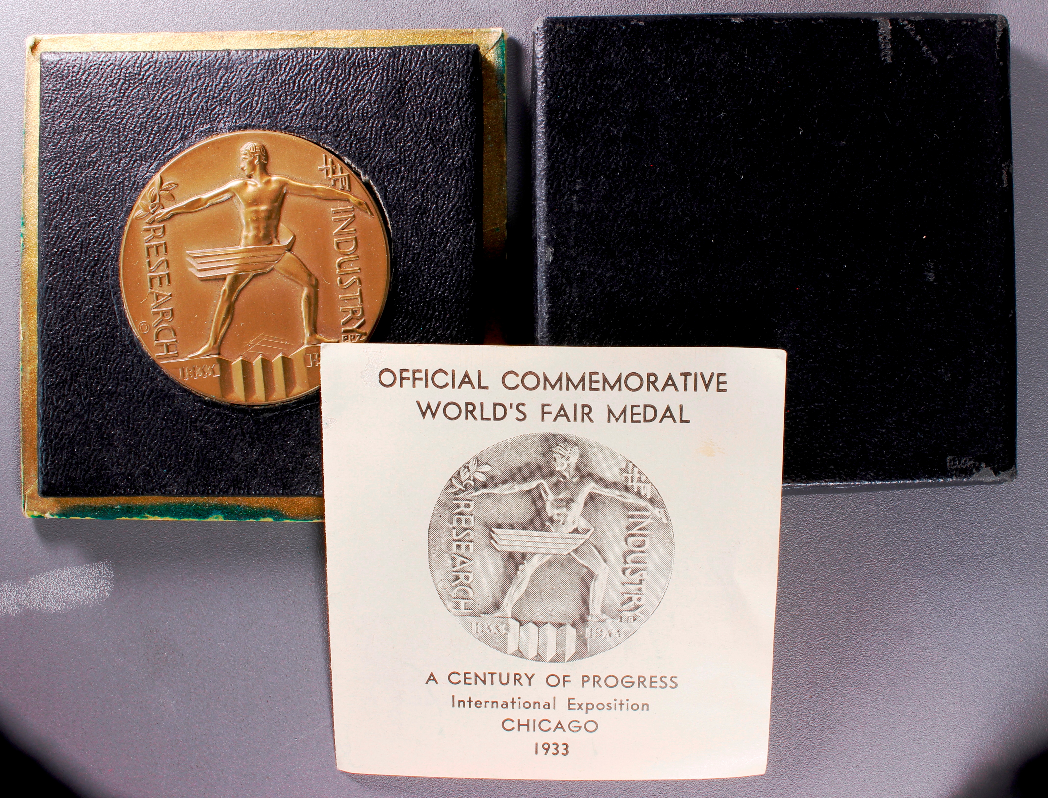 HK-463 1933 Century of Progress Exposition Official SCD – with original box of issue
